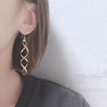 【再販】大ぶりゴールド変形ピアス＊