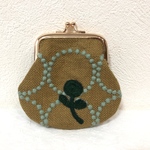 【送料無料】ミナペルホネン タンバリン ライトブラウン ボヌール刺繍付きハンドメイド  がま口