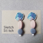 sky blue×baby pink刺繍ピアス