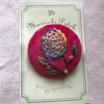 花刺繍ブローチ