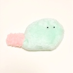 しっぽの色が違うぬいぐるみ