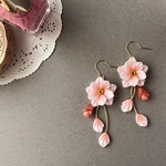 桃の花【金属アレルギー対応】ピアスorイヤリング