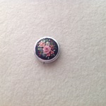 【再販×8】リネンと刺繍のバラと小花のピルケースC