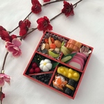 良い一年を 華やかミニおせち