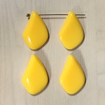VINTAGE YELLOW DROP BEADS