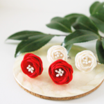 《お花のイヤリング・ピアス》