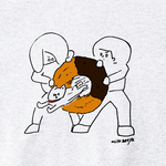 争う二人、飛ぶ一匹トレーナー