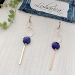 094 天然石ラピスラズリと華奢なリングのスティックピアス・イヤリング ルハリカ