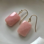 天然石 ミルキーピンクオパール一粒ピアス