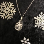 六花の雫❄️ネックレス
