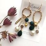 【再販】Green～＊シャラシャラ♡彩りビーズのアシンメトリーピアス ／イヤリング