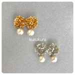 ふわふわもこもこ　刺繍ピアス【樹脂ピアス・ノンホールピアス可】