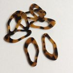 4個 20×41mm アクリルパーツ　変形　ブラウン
