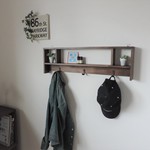 フック付き　ウォールシェルフ　飾り棚　壁掛け　ディスプレイ棚