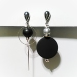 Cool Asymmetric Earrings 1　個性的なアシンメトリー大ぶりイヤリング