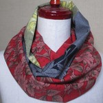 着物リメイク　赤い紬ウール着物から作ったスヌード