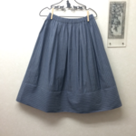 綿麻ストライプ＊ストレッチデニムのタックフレアースカート