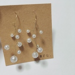  小枝ピアス