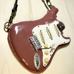 本革ギター型パスケース(Fenderストラトモデル2)