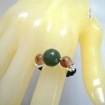 ❁太古の宝石❁糸魚川翡翠＆タイガールチルの天然石指輪　（金属不使用）