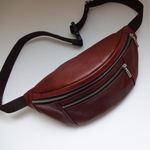 メンズ　レザーボディバッグ　ブラウン