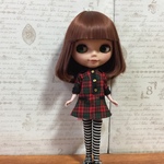 ブライス・リカちゃんサイズ　チェック柄のお姉さんワンピース　赤