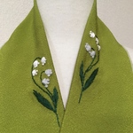 ちりめんすずらん刺繍半襟