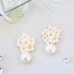 小さなお花のブーケ♡　ピアス/樹脂ノンホールピアス（イヤリング）
