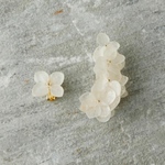 本物のお花のイヤーカフセット ホワイト