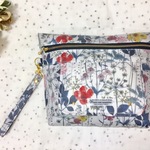 ♡t2様ご予約品！リバティ イルマ（ネイビー×レッド）のコンパクトおむつポーチ♡