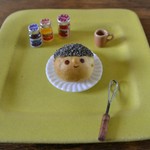 おとこのこパン(黒髪)のブローチ