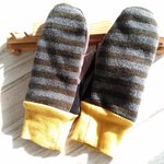 送料込み）ミトン手袋　243