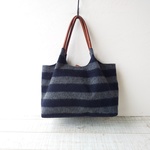 シャギーウールのボーダー  スクエアトートバッグ