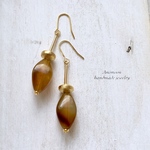 べっ甲ビーズの揺れるピアス/イヤリング pierce/earring