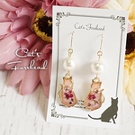 ピンク猫の押し花イヤリング/ピアス