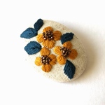 Hana 刺繍ブローチ    イエロー