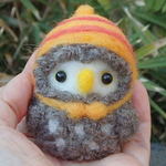 お帽子のフクロウさん