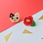 猫と椿(ピアス/イヤリング)