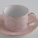 DAMASK Series カップ＆ソーサー（ピンクベージュ）