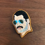 freddieブローチ
