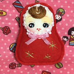 おとめダルマ ブローチ