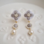 北欧 花 刺繍 イヤリング ピアス