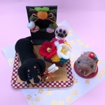 うりぼうちゃんにバトンタッチ  ダックス☆ブラックタン☆羊毛フェルト  お正月 しめ縄飾り 椿 破魔矢 正月飾り 猪  