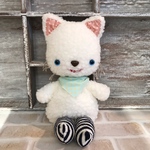 白猫さんアクリルぬいぐるみ♪