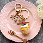 ベリーデコカップケーキのキーホルダー