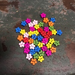 【11mm 厚さ4mm 100個】お花のカラフルペイント  ウッドボタン   アソート