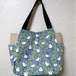 【ｔさまオーダー品】小鳥とリネンのサイドポケットチューリップバッグ