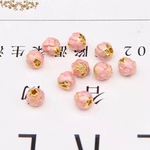 ピンクの蓮花ビーズ