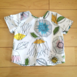 花柄半袖プルオーバーシャツ(北欧風) size90
