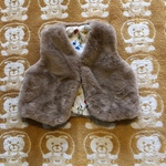 [80〜90サイズ]ファーのベスト